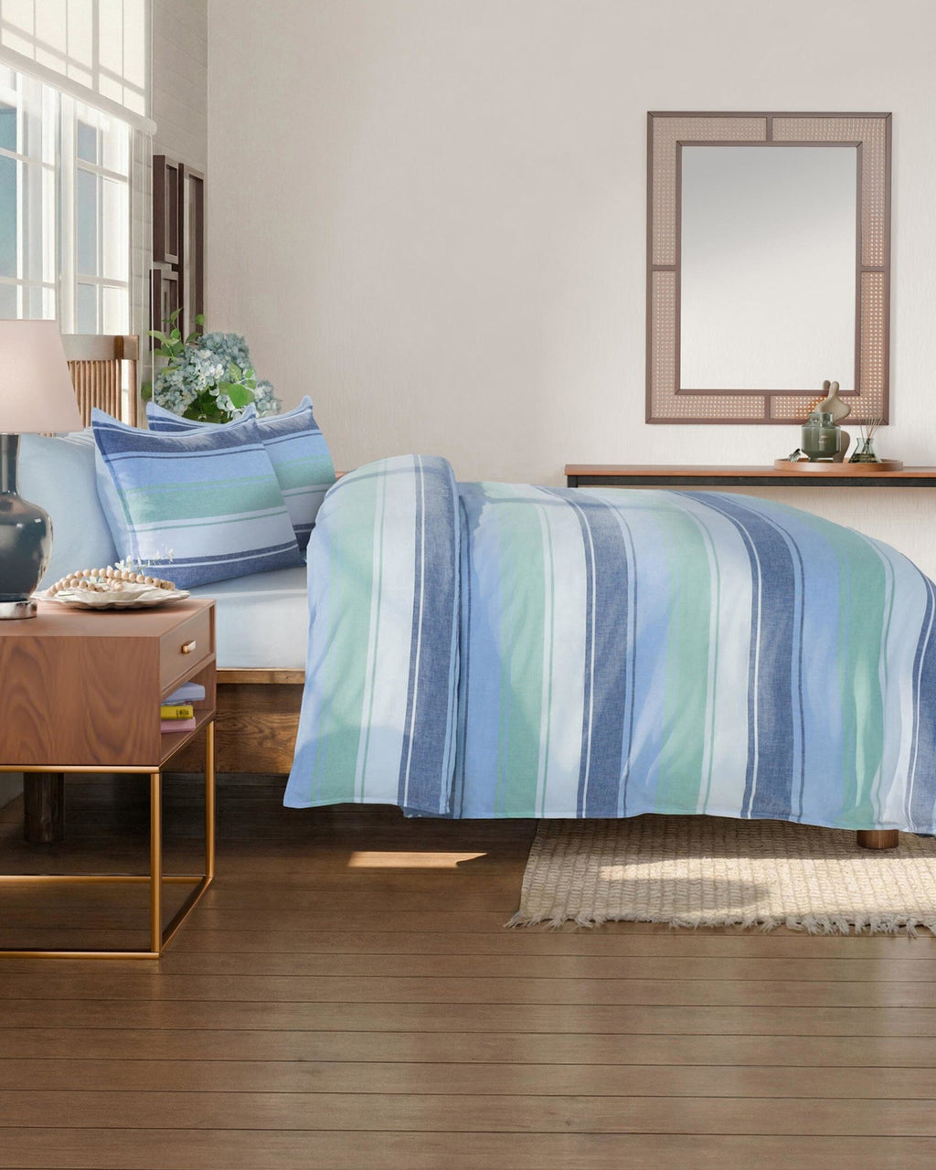 Darien Comforter Set